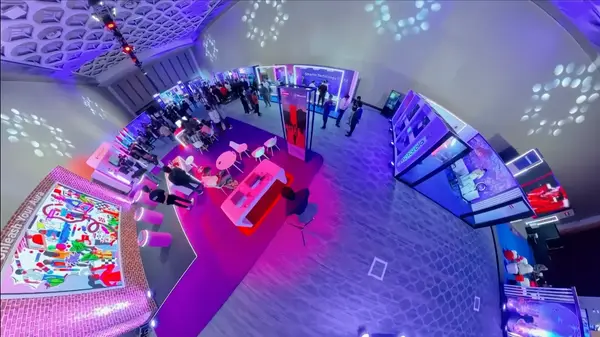 Lenovo Tech World